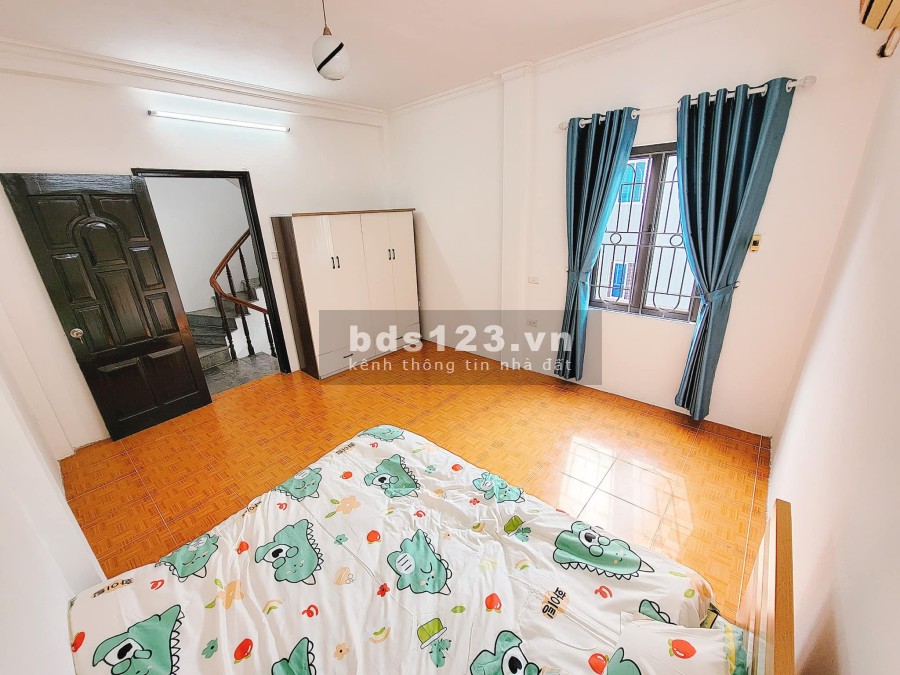 Bán nhà chính chủ Tân Mai, Nguyễn Chính Lĩnh Nam dt 27m 4 tầng sổ đỏ đẹp, nhà mới xây, nhỉnh 2 tỷ