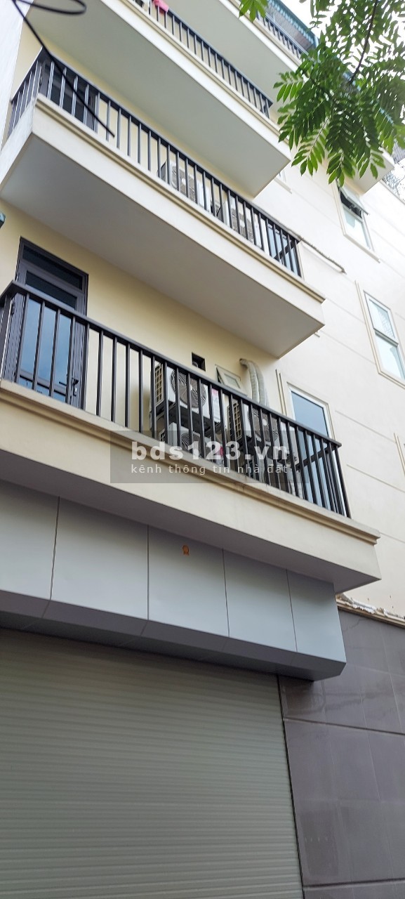 Bán nhà mới toanh ngõ rộng 10m ra đường lớn, 175 Lạc Long Quân, Quận Tây Hồ, lhcc