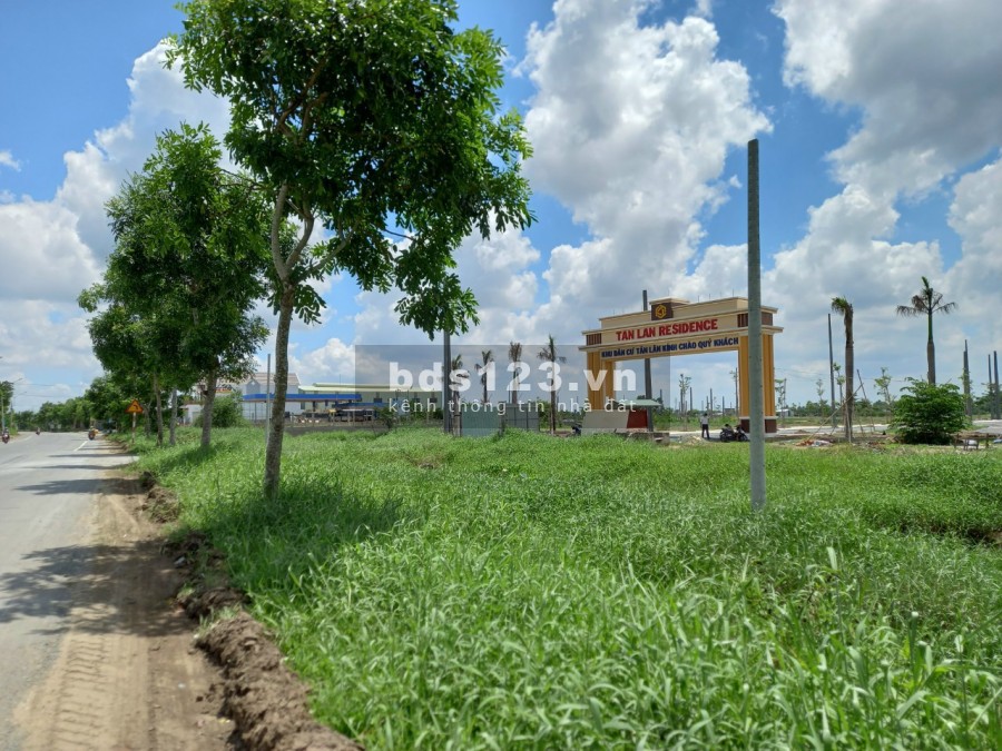 Bán gấp lô góc 02 mặt tiền đường số, quốc lộ 50 xã Tân Lân huyện Cần Đước Long An