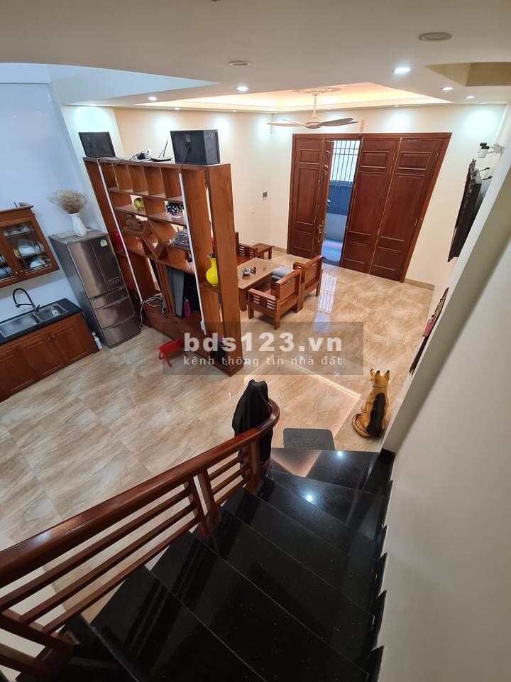 Bán nhà nguyên căn Mỹ Đình nhà đẹp, ở luôn, an ninh đỉnh,20m ra mặt phố, 59m2, giá 5 tỷ