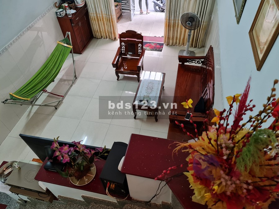 (Gò Vấp)bán nhà sát mt Nguyễn Thái Sơn, vị trí đỉnh, hẻm xe hơi diện tích 100m2, giá bán 10.8 tỷ
