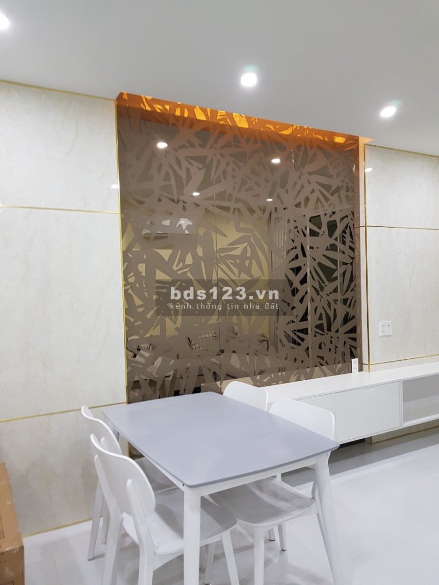 Căn hộ Orchard Park View diện tích 83m2 thiết 2PN, view Landmark. Gía chỉ 17 triệu/tháng