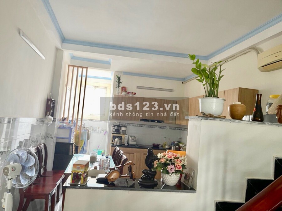 Nhà mặt tiền Thạnh Lộc 15, p.Thạnh Lộc, Quận 12 dt 4*17 giá 4ty750 thương lượng Sđt 0907575475 Trà