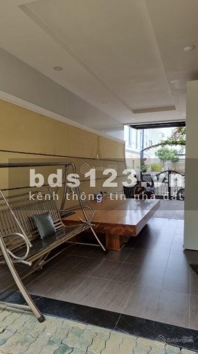 Chính chủ cần bán biệt thự liền kề Verosa Khang Điền giá bán 18.5 tỷ, liên hệ 0989795974