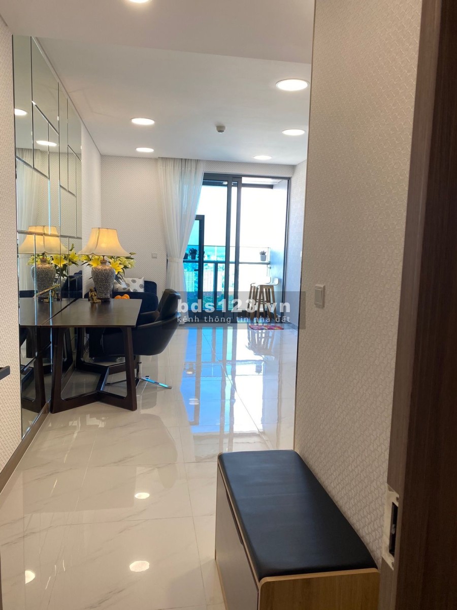 Cập nhập giá cho thuê mới nhất Sunwah Pearl tháng 11 bàn giao nhà trống hoặc full nội thất