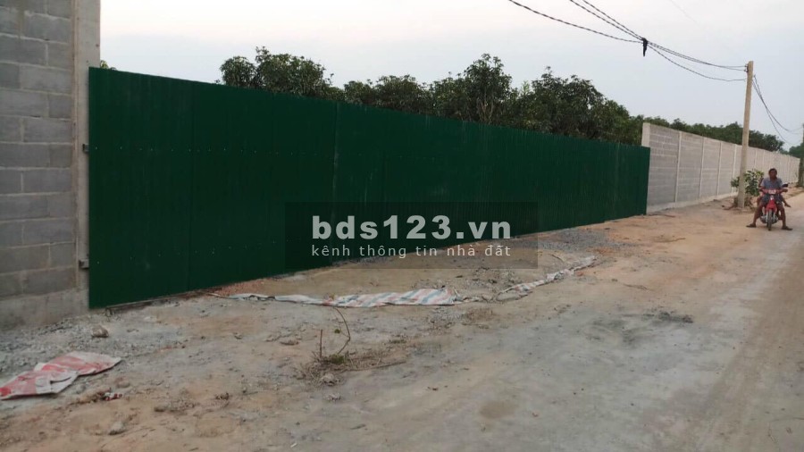Chuyển nhượng dự án chăn nuôi gà mô hình hiện đại, đất được sang lắp bằng phẳng, giá tốt
