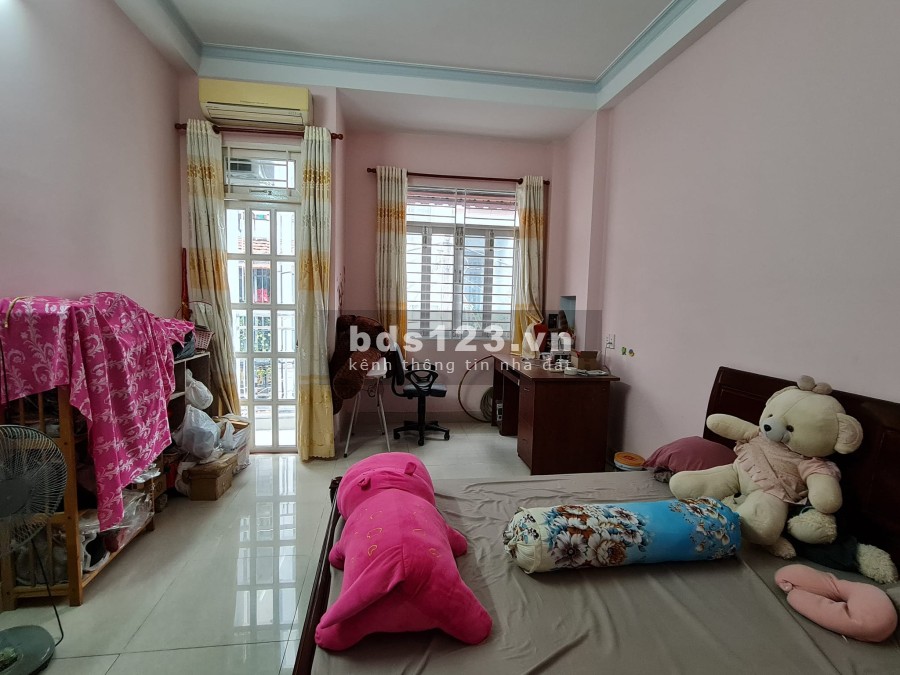 (Gò Vấp)bán nhà sát mt Nguyễn Thái Sơn, vị trí đỉnh, hẻm xe hơi diện tích 100m2, giá bán 10.8 tỷ