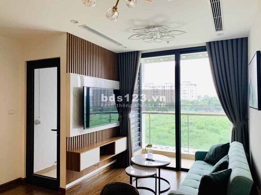 Chính chủ bán căn Vinhome West Point diện tích 68m2, 2 ngủ 2 vệ sinh, đầy đủ nội thất