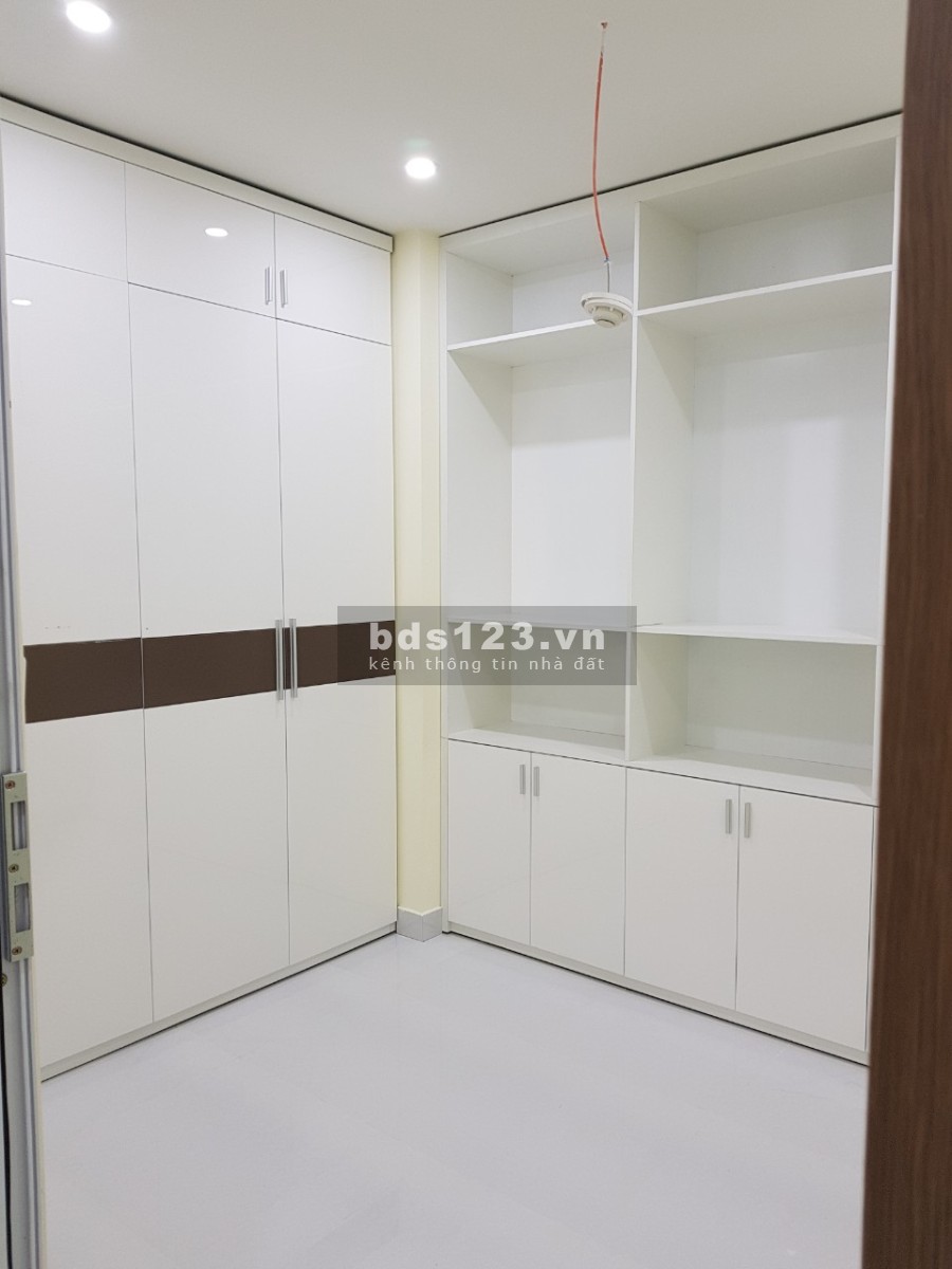 Căn hộ Orchard Park View diện tích 83m2 thiết 2PN, view Landmark. Gía chỉ 17 triệu/tháng