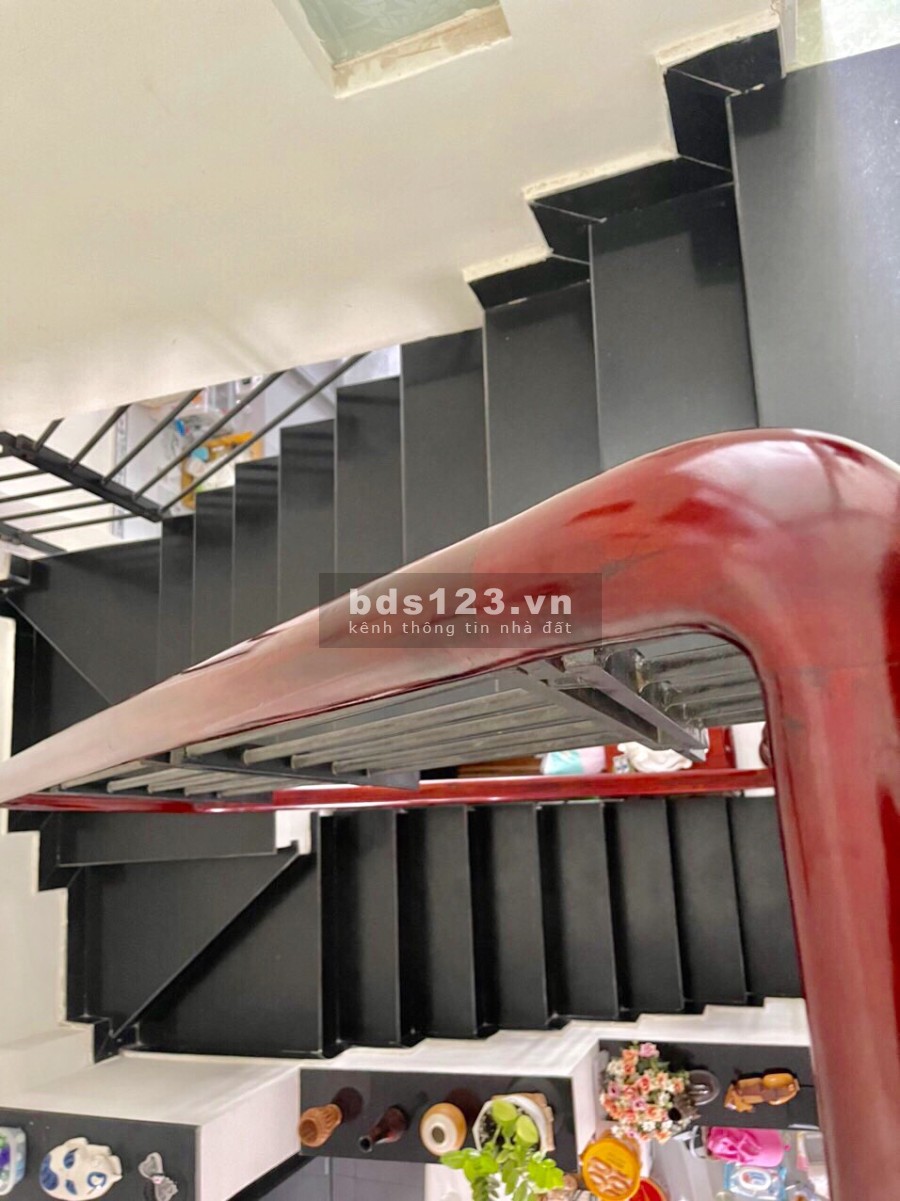 Nhà mặt tiền Thạnh Lộc 15, p.Thạnh Lộc, Quận 12 dt 4*17 giá 4ty750 thương lượng Sđt 0907575475 Trà