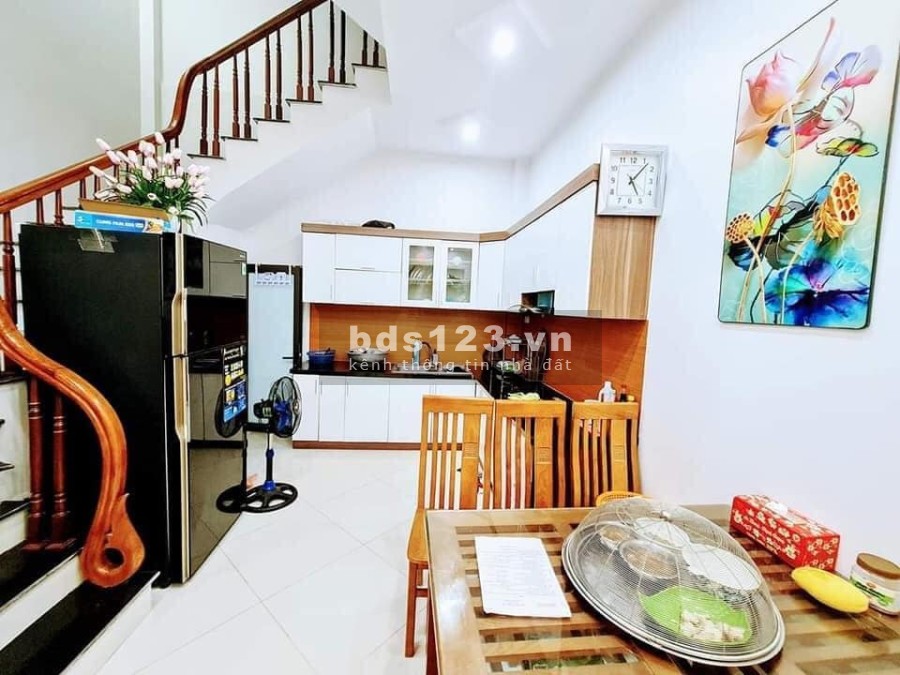 Nhà nguyên căn đẹp Phương Canh gần Trịnh Văn Bô đi Mỹ Đình 3km dt 35m2, 4 tầng giá 1.99 tỷ