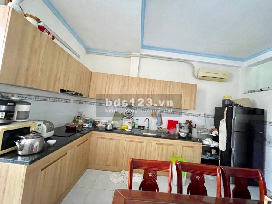 Nhà mặt tiền Thạnh Lộc 15, p.Thạnh Lộc, Quận 12 dt 4*17 giá 4ty750 thương lượng Sđt 0907575475 Trà