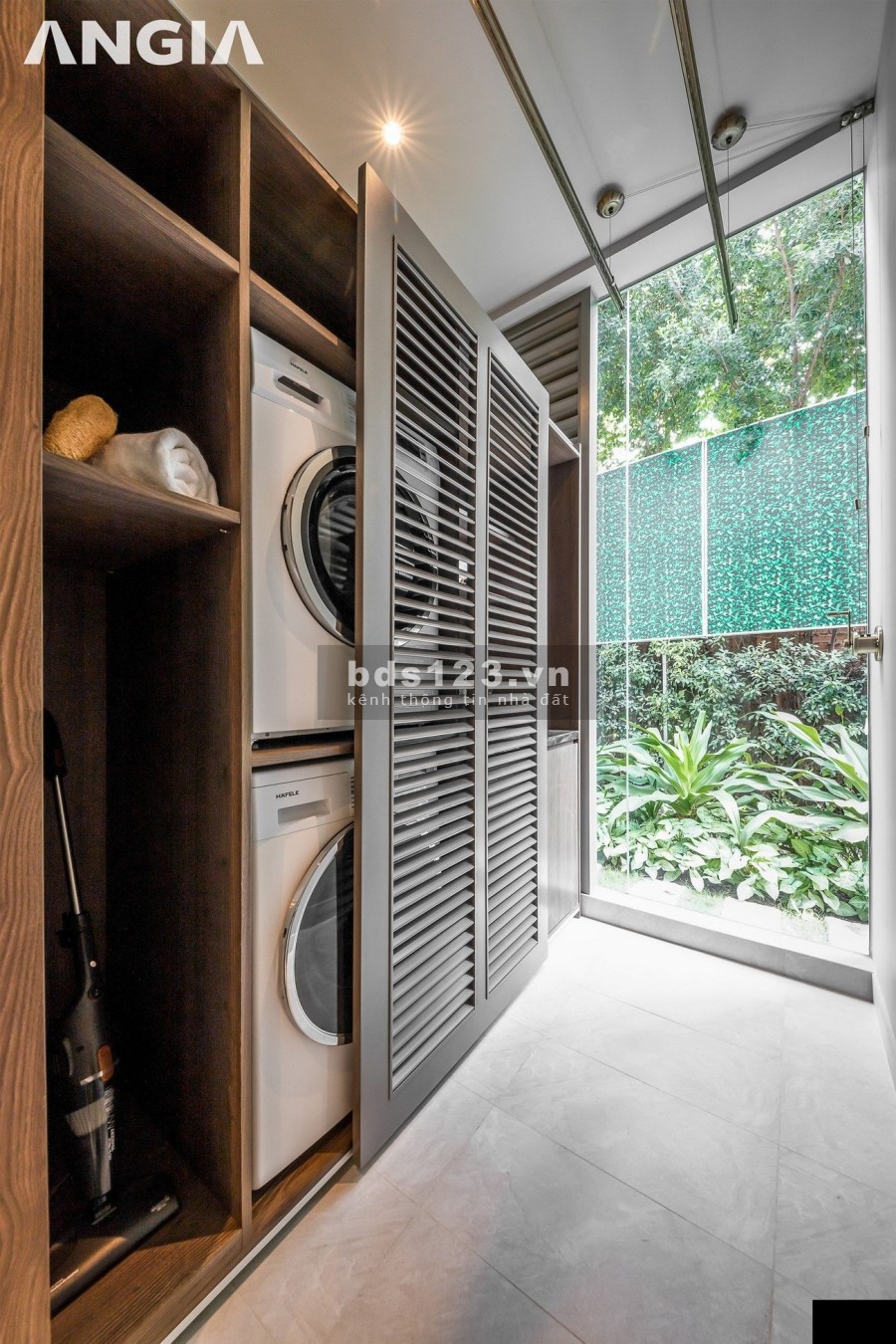 Ra gấp căn hộ cao cấp diện tích 85m2, 3 pn, 2 wc ngay trung tâm Bình Chánh, giá tốt đầu tư