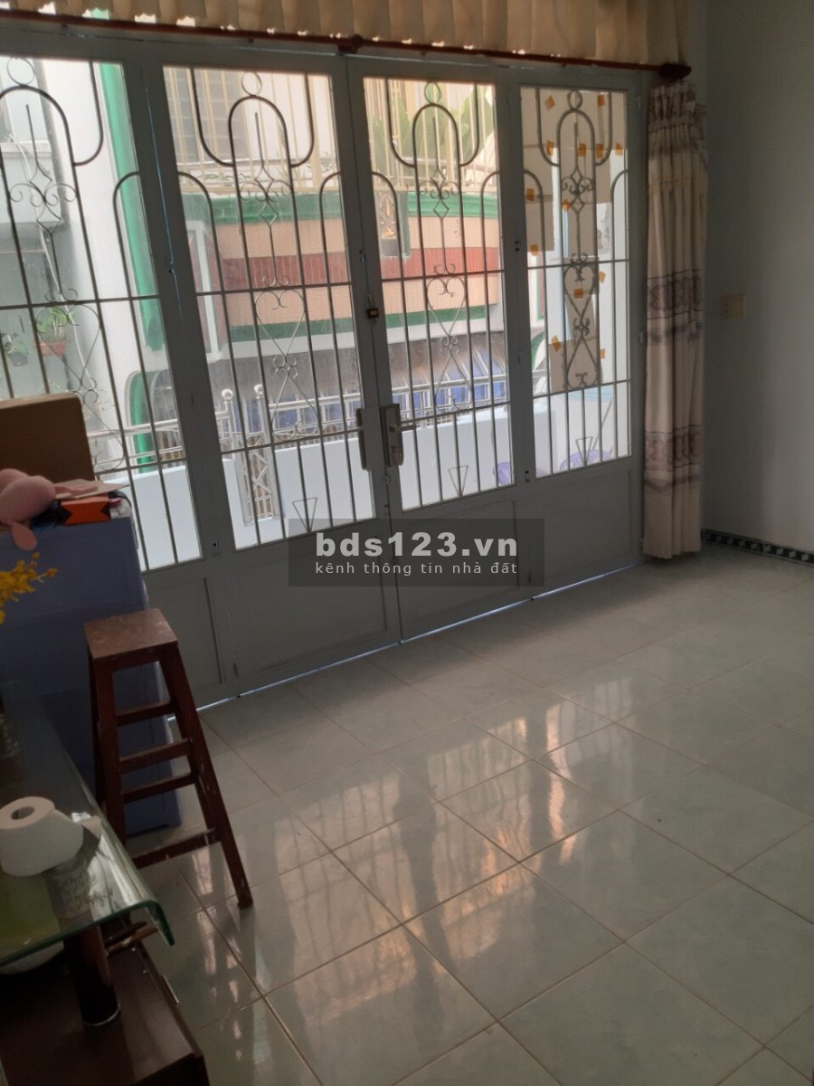 Cho thuê nhà nguyên căn Trần Xuân Soạn quận 7, giá thuê 7 triệu/ tháng, Lh: 0878162162