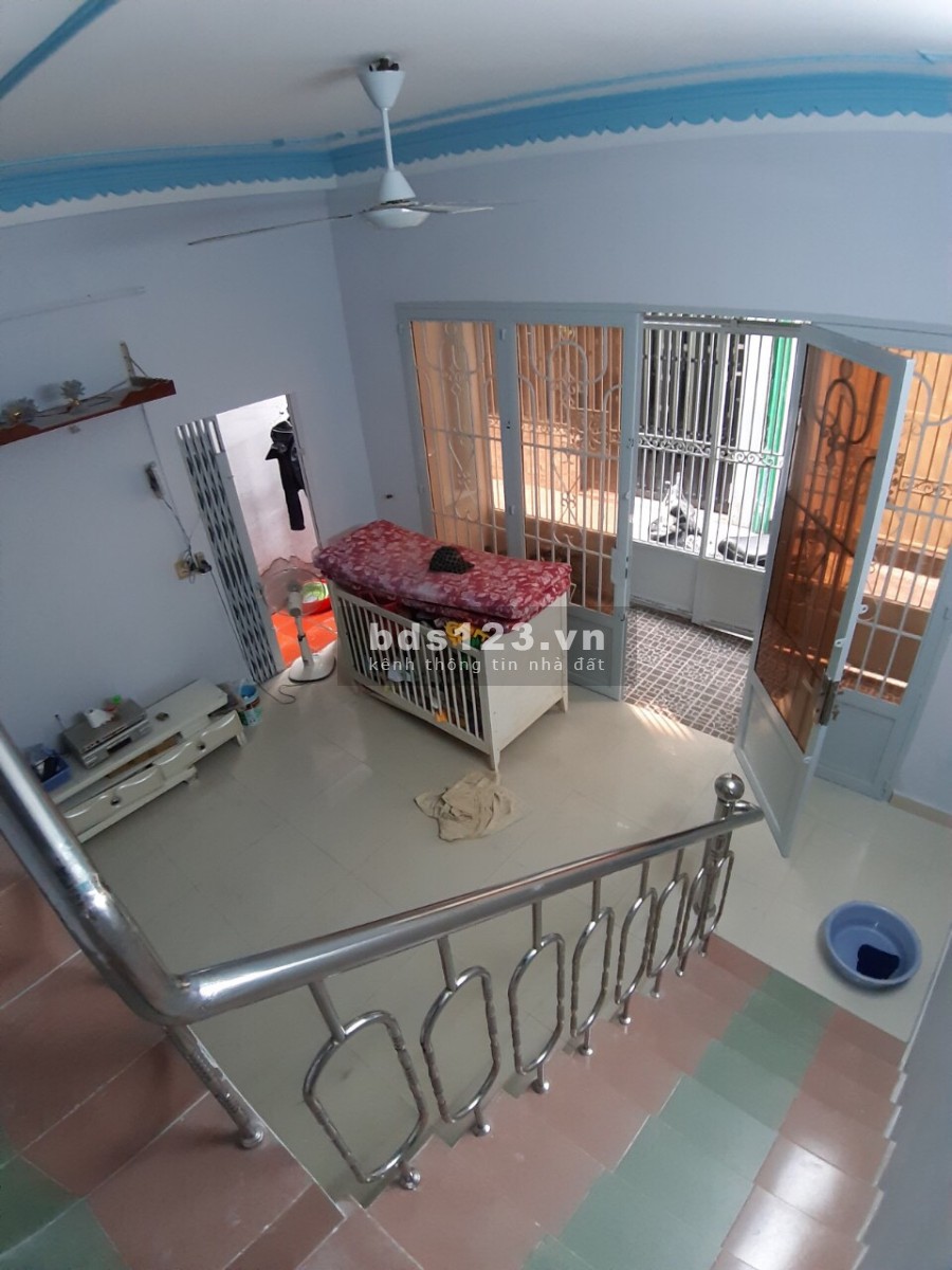 Cho thuê nhà nguyên căn Trần Xuân Soạn quận 7, giá thuê 7 triệu/ tháng, Lh: 0878162162
