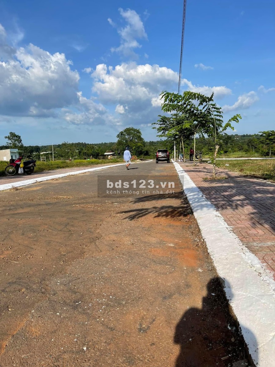 CẦN BÁN NHANH 2 lô đất sổ đỏ Hắc Dịch ven hồ thổ cư 120m2, góc 2 mt, tx Phú Mỹ lh 0902514989