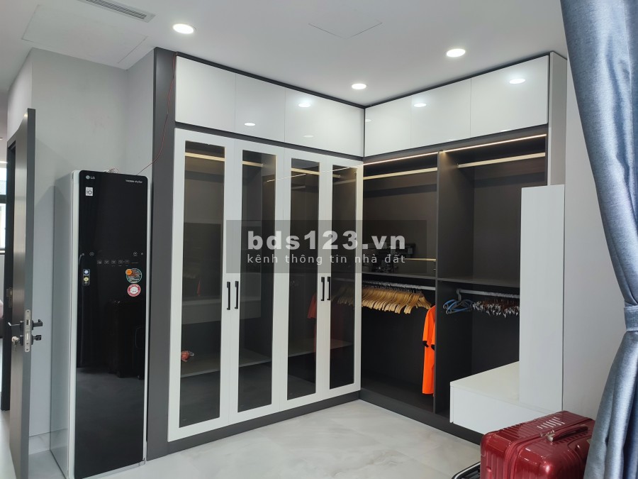 Chính chủ cần bán biệt thự liền kề Verosa Khang Điền giá bán 18.5 tỷ, liên hệ 0989795974