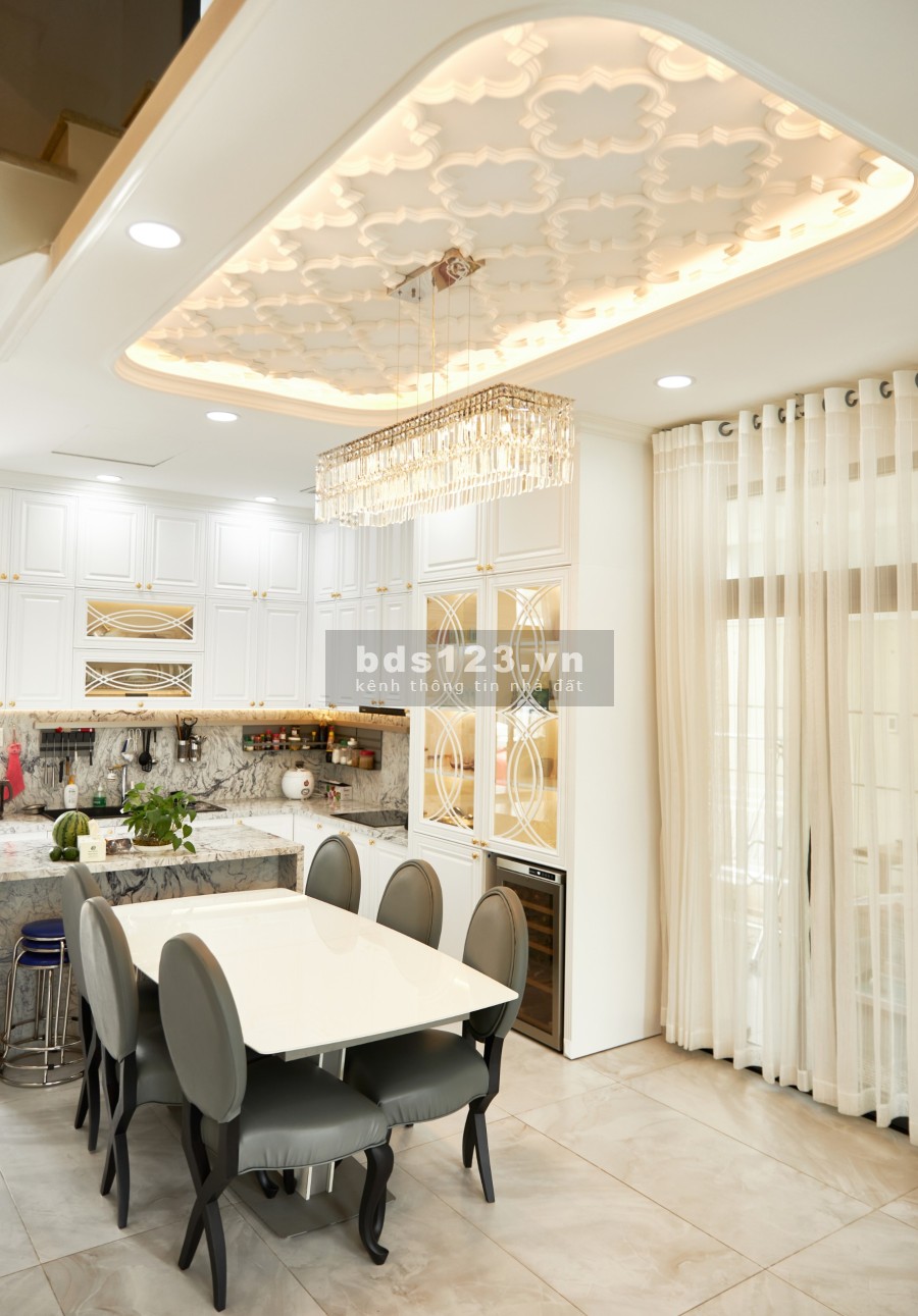 Chính chủ cần bán biệt thự liền kề Verosa Khang Điền giá bán 18.5 tỷ, liên hệ 0989795974