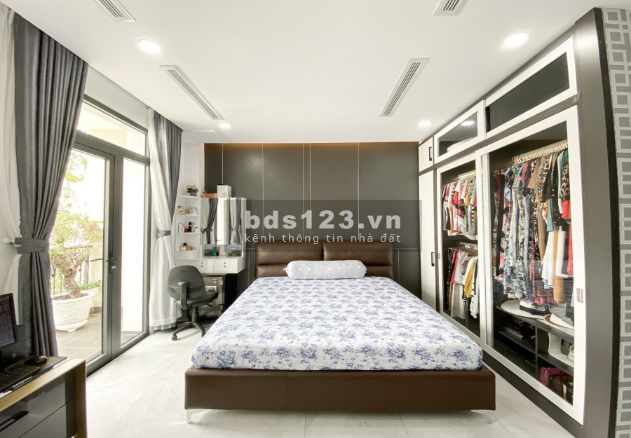 Chính chủ cần bán biệt thự liền kề Verosa Khang Điền giá bán 18.5 tỷ, liên hệ 0989795974
