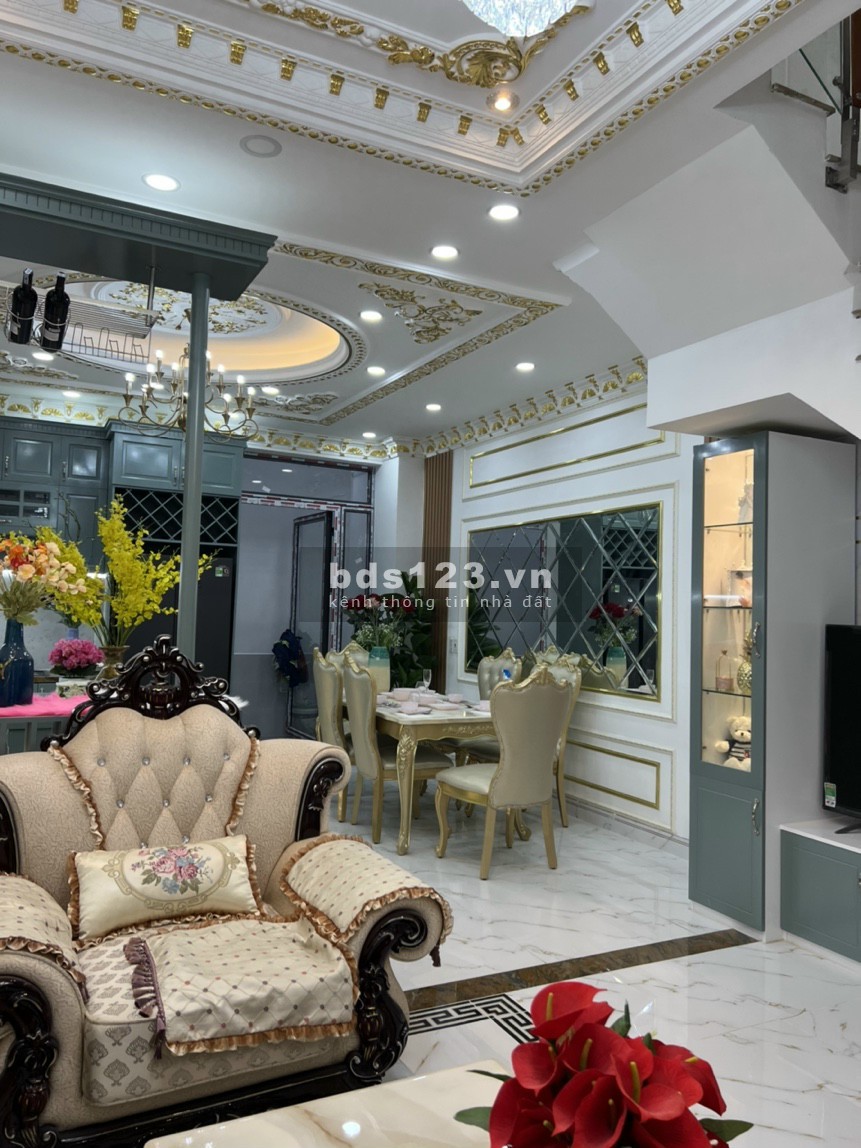 Biệt thự kiến trúc châu Âu khu dân cư Vạn Phát Hưng, Quận 7 giá 14.7 tỷ, lh 0975642152