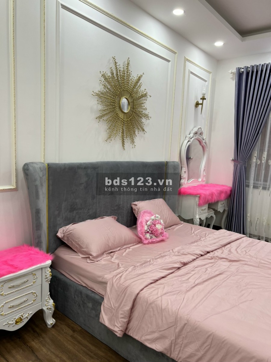 Biệt thự kiến trúc châu Âu khu dân cư Vạn Phát Hưng, Quận 7 giá 14.7 tỷ, lh 0975642152