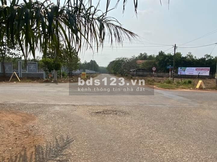 Cần bán nhanh trong tuần lô sát góc, mt Tôn Đức Thắng giao ngã 4 Lạc Long Quân