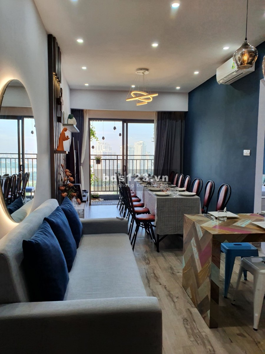 Ở Đây Chúng Tôi Có Nhà Đẹp bán căn hộ 1PN The Sun Avenue full nội thất giá bán 3,1 tỷ