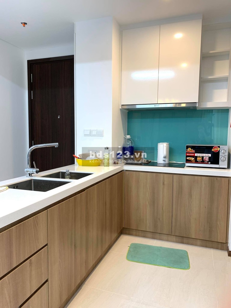 Cho thuê chung cư 1 phòng ngủ full nội thất giá siêu rẻ 11 triệu/tháng, đủ đồ dùng