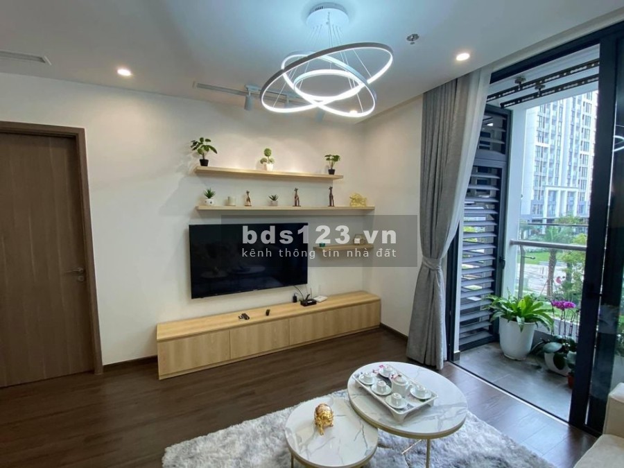Cho thuê căn hộ cao cấp Vinhomes Symphony 2 pn, nhiều lựa chon cho khách, lh 0963446826