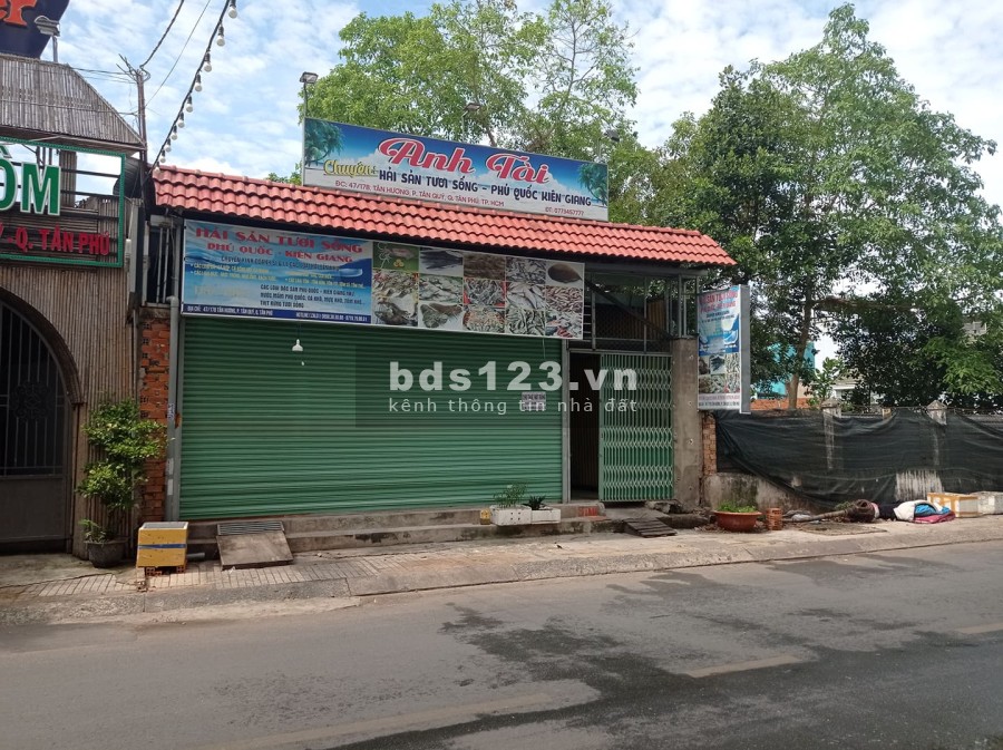 Cho thuê mặt bằng đường Tân Hương diện tích 104m2 liên hệ 0909685925 giá 12 triệu/tháng