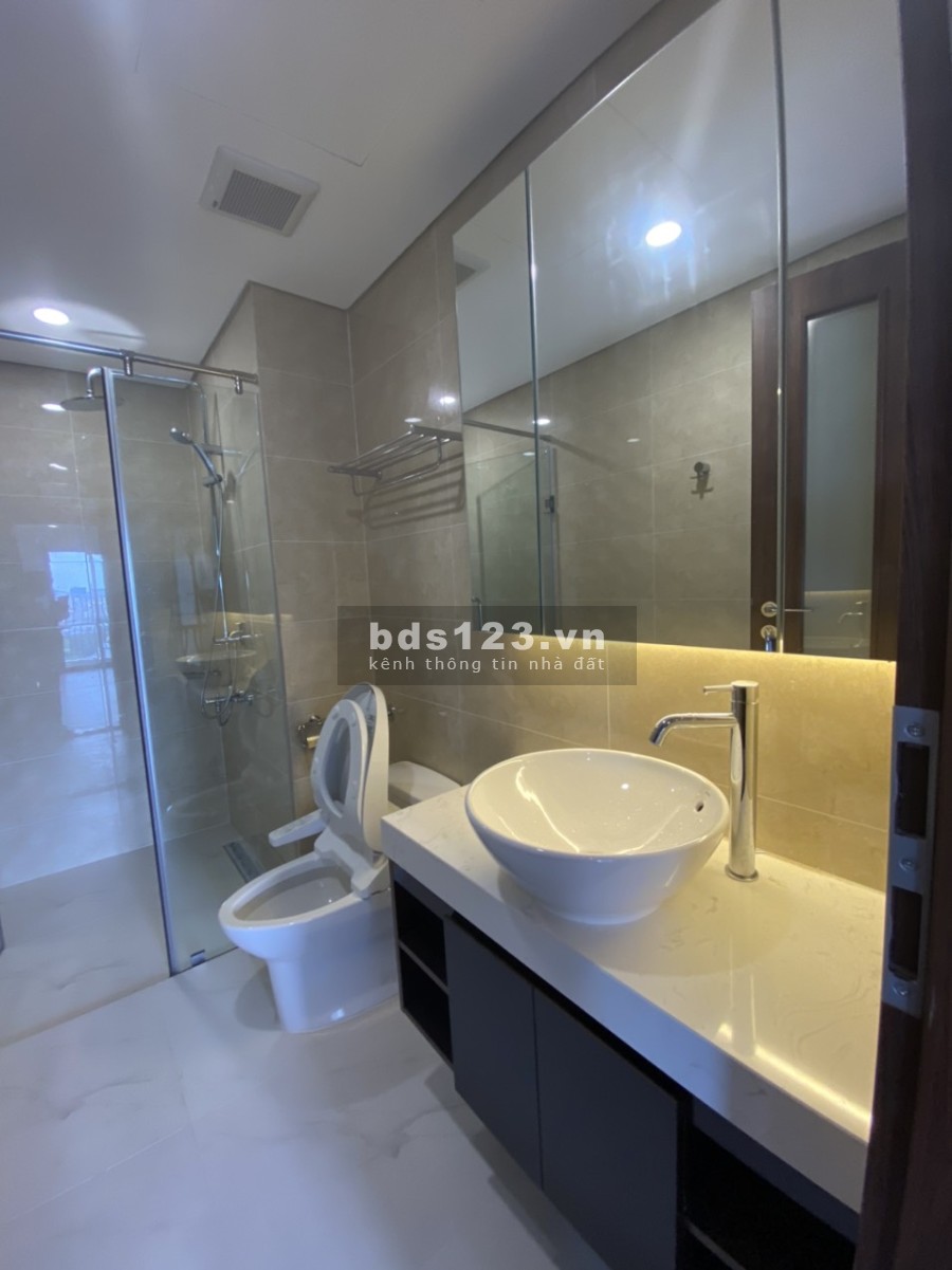 Chính chủ bán căn góc 107m2 chung cư Tây Hồ Residence - 68A Võ Chí Công, giá 4.xx, view hồ tuyệt đẹp