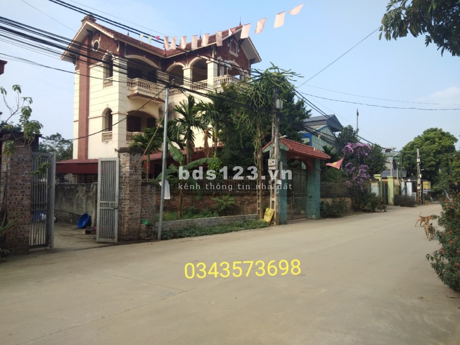 Cần bán 85m2 lô góc trục nhà máy in tiền Phú Cát, giá bán 1ty5 ô tô tránh tiện ích đầy đủ