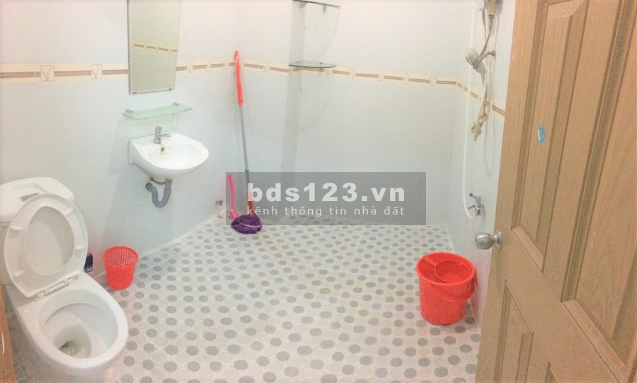 Siêu giảm giá, 1 triệu/tháng, không cọc, từ h tới Tết liên hệ xem nhà 0904454141, bao điện nước
