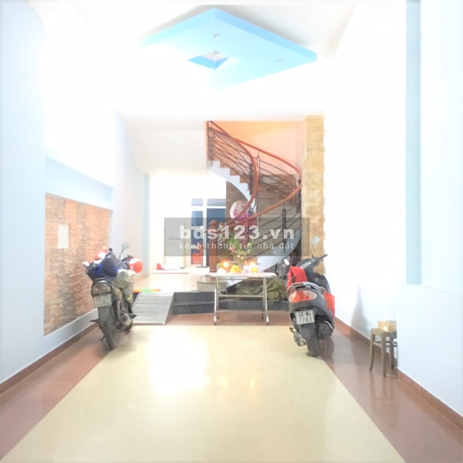 Siêu giảm giá, 1 triệu/tháng, không cọc, từ h tới Tết liên hệ xem nhà 0904454141, bao điện nước