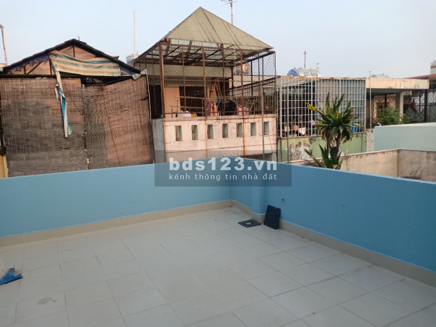 Siêu giảm giá, 1 triệu/tháng, không cọc, từ h tới Tết liên hệ xem nhà 0904454141, bao điện nước