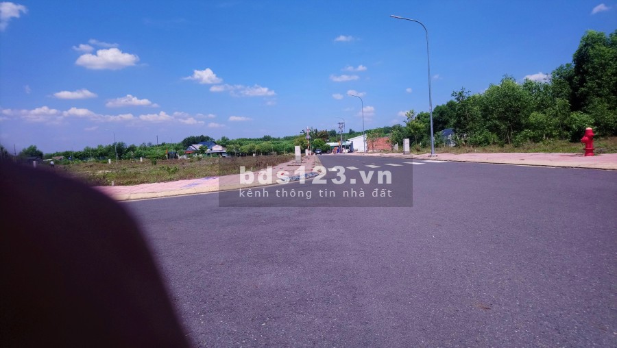 Đất vàng ngay khu du lịch sinh thái sổ hồng riêng giá ưu đãi chỉ 1.45 tỷ, khu công nghiệp