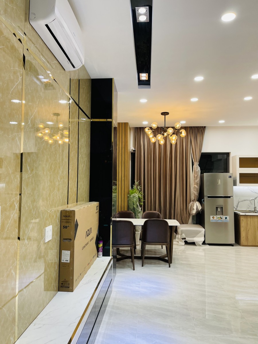 Nhà nguyên căn 4 tầng diện tích sử dụng 175m² Bến Lức chủ ngộp bán lỗ 700 triệu