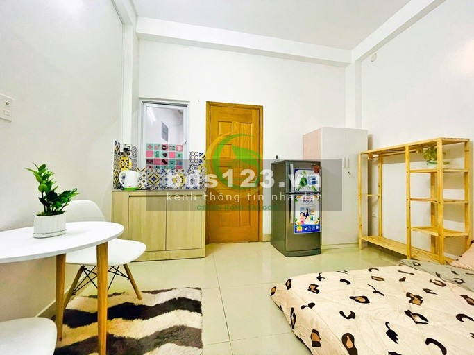 Phòng sutdio 25m2 đầy đủ nội thất cao cấp nằm gần chợ Hoa thám và đường K300
