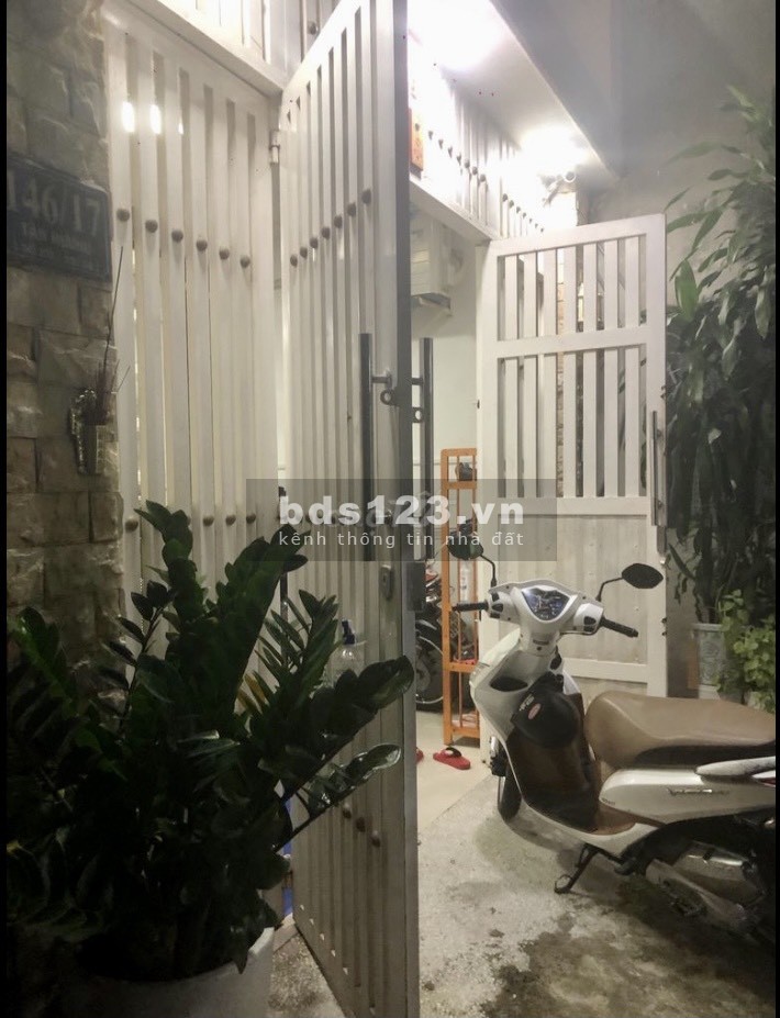 Chính chủ bán gấp giá tốt nhà 1 trệt 1 lầu HXH tại 146/17 Tân Hương P Tân Quý Quận Tân Phú