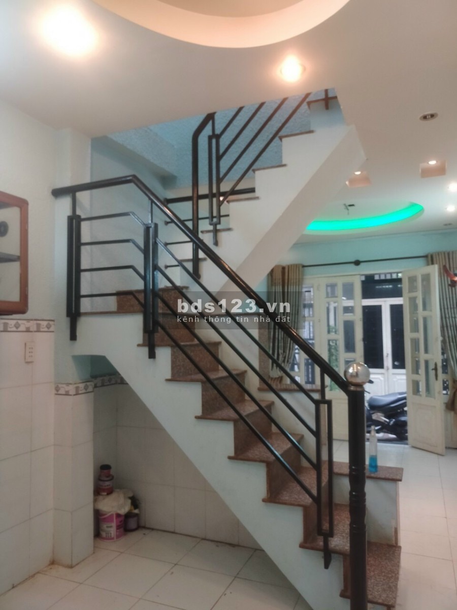 Hàng hiếm khu Tên Lửa đường số 7 giấy tờ đầy đủ, giá bán chỉ 3.2 tỷ, bớt lộc cho khách thiện chí