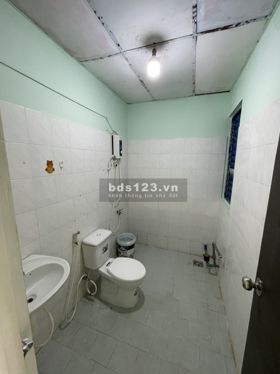 Chính chủ bán gấp giá cực tốt căn hộ 45m2 1pn tại Bùi Minh Trực P5 Q8