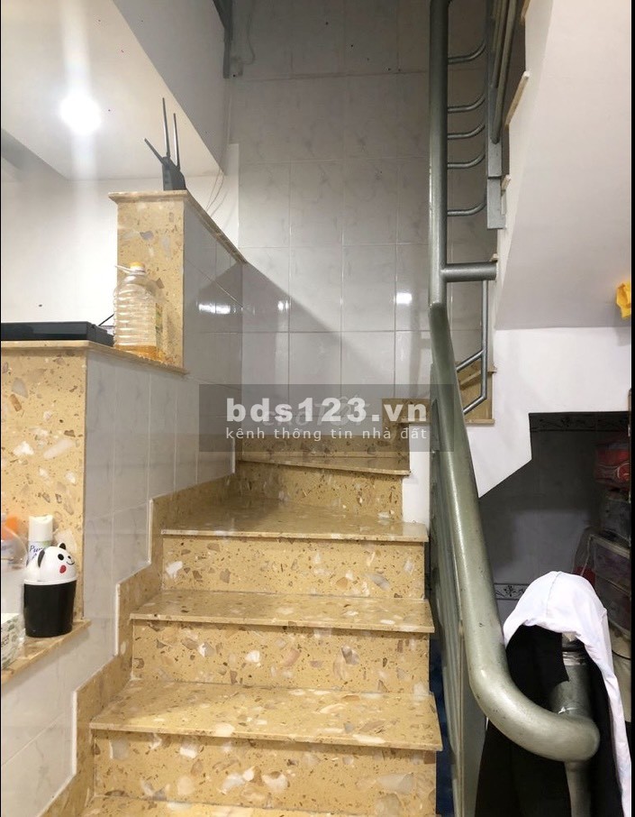 Chính chủ bán gấp giá tốt nhà 1 trệt 1 lầu HXH tại 146/17 Tân Hương P Tân Quý Quận Tân Phú