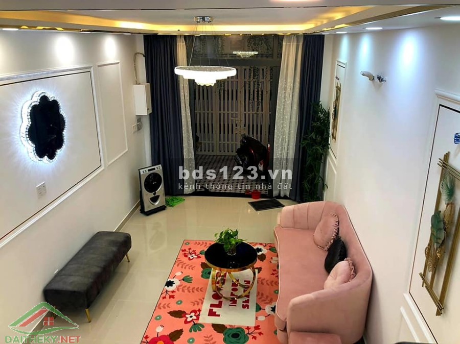 Bán Nhà Đường Nguyễn Tiểu La, Quận 10, Giá Rẻ, 50m2, 5 Phòng Ngủ, Xe Hơi Vào Nhà