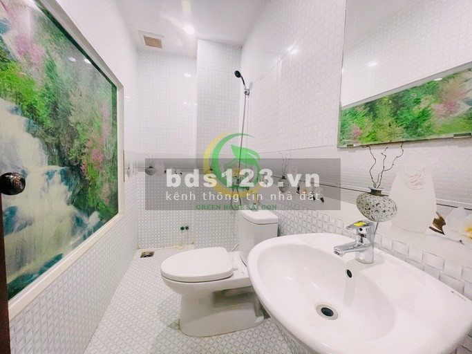 Phòng sutdio 25m2 đầy đủ nội thất cao cấp nằm gần chợ Hoa thám và đường K300