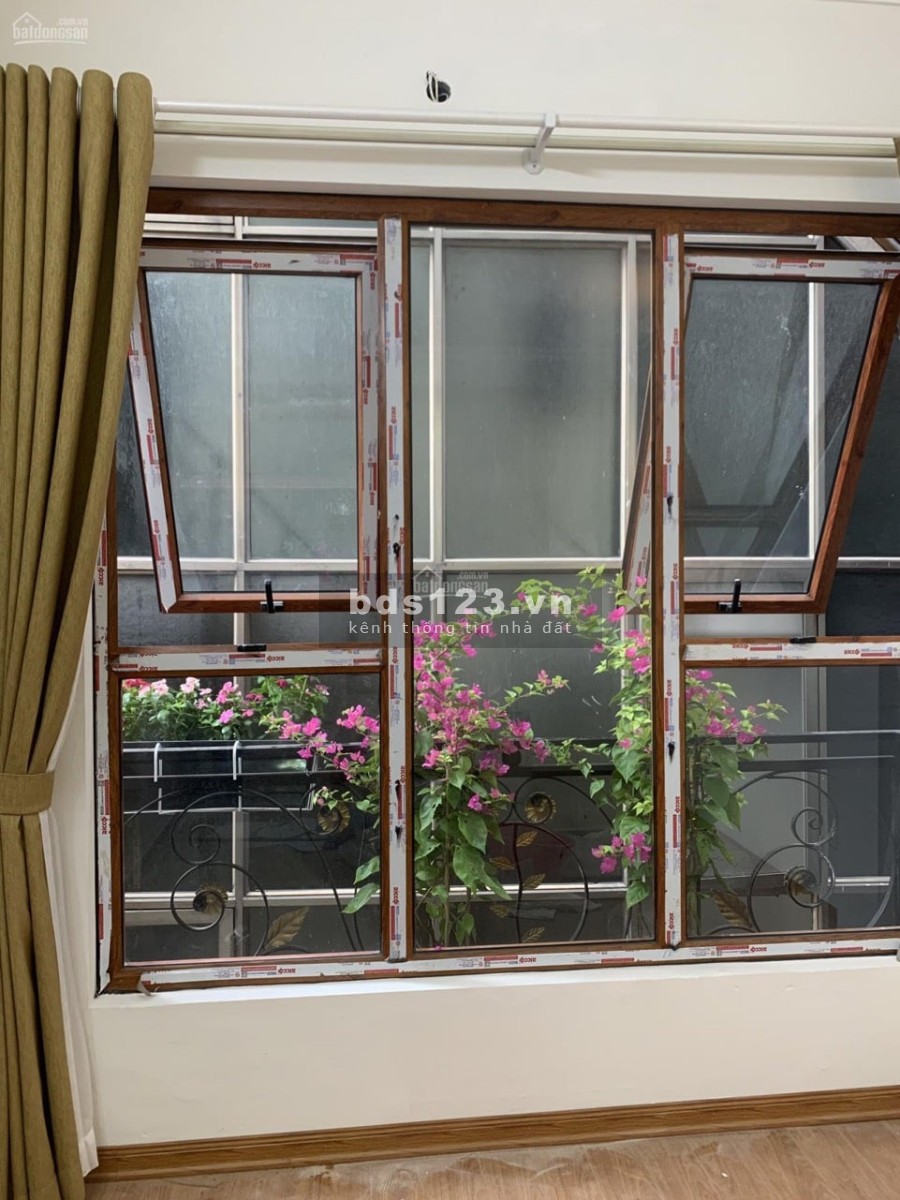Cần bán nhà nguyên căn Đại La, diện tích sử dụng 30m2, giá bán chỉ 5.15 tỷ đúc 5 tầng