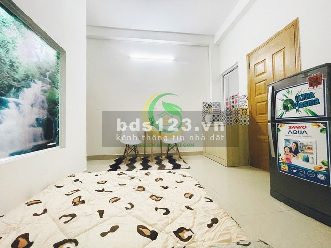 Phòng sutdio 25m2 đầy đủ nội thất cao cấp nằm gần chợ Hoa thám và đường K300