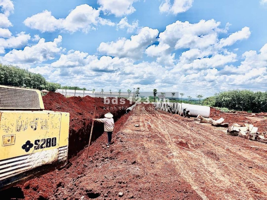 Bán đất mặt tiền DT 741 Bình Phước, trả trước 225 triệu, ngân hàng hỗ trợ 50% không lãi suất