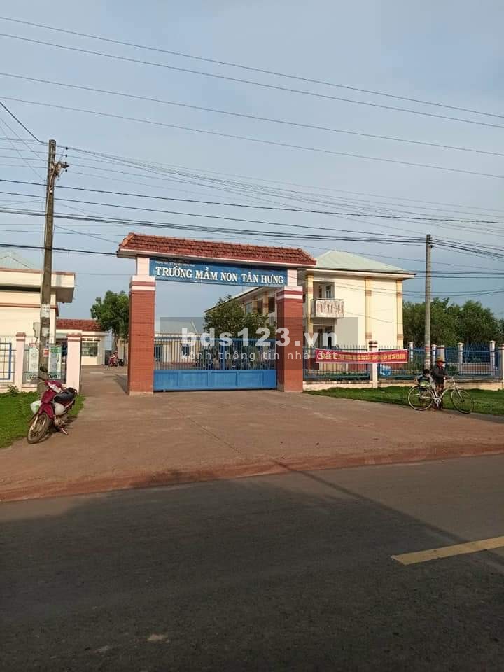 Chính chủ cần bán gấp 2 lô đất hơn 4 xào có tc mt 19m kết nối vào cổng KCN Becamex Đồng Phú 6300ha