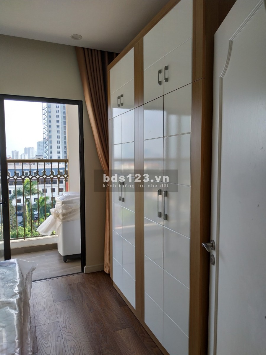 Em độc quyền cho thuê căn hộ như ảnh, làm việc 1-1 với chủ nhà nên được giá tốt nhất.