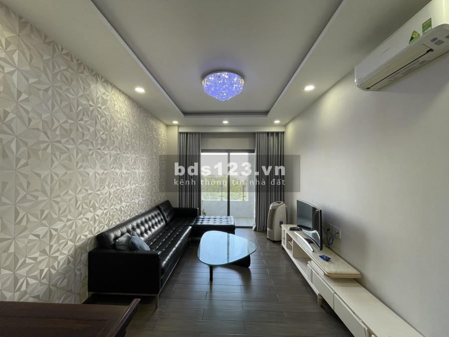 Cho thuê 3PN 2WC dt 87m2 Nội thất đầy đủ, c/cư cao cấp Garden Gate Quận Phú Nhuận